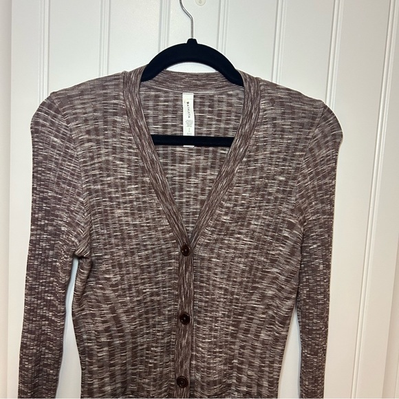 Athleta Red Chenille Cuddle Up Cozy Revolve Seamless Cardigan Size Small - Picture 2 of 9